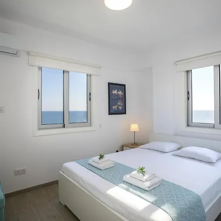 You Will Love This Luxury On The Beach, 1386 Willa *